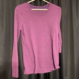 2 long sleeve shirts